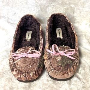 Airwalk Camo Moccasins